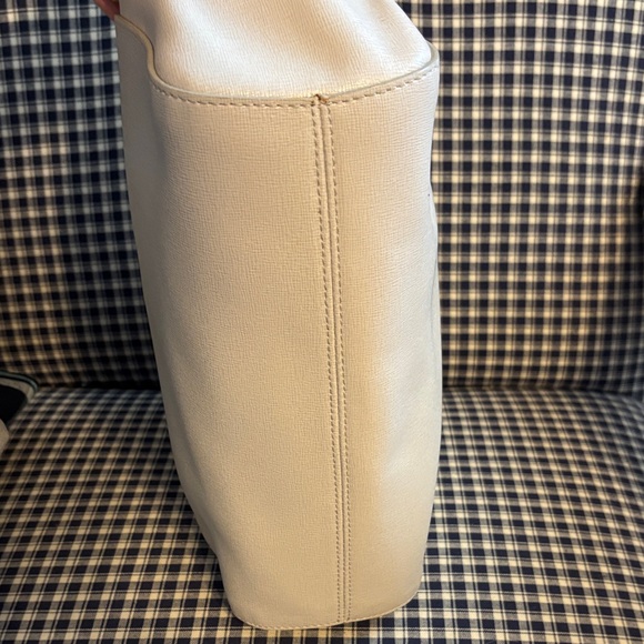Furla Elegant White Shoulder Bag - Picture 10 of 13